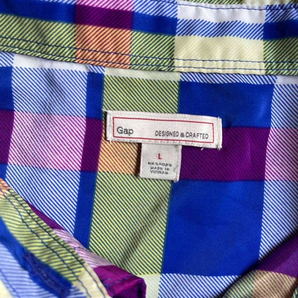 GAP Colorful Plaid Button Up - Picture 3 of 4